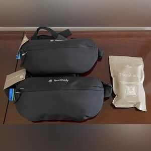 New Sealed United Airlines Therabody Black Belt Bag Fanny Pack Amenity Kit